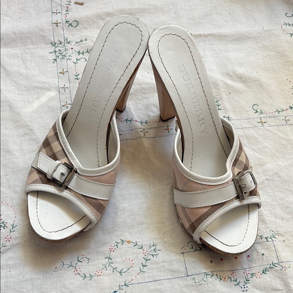 Vintage Burberry Nova Check Mules - Picture 1 of 5